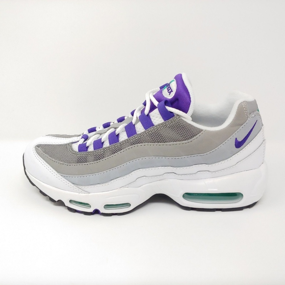 Nike Womens Air Max 95 Sneakers - Picture 5 of 8